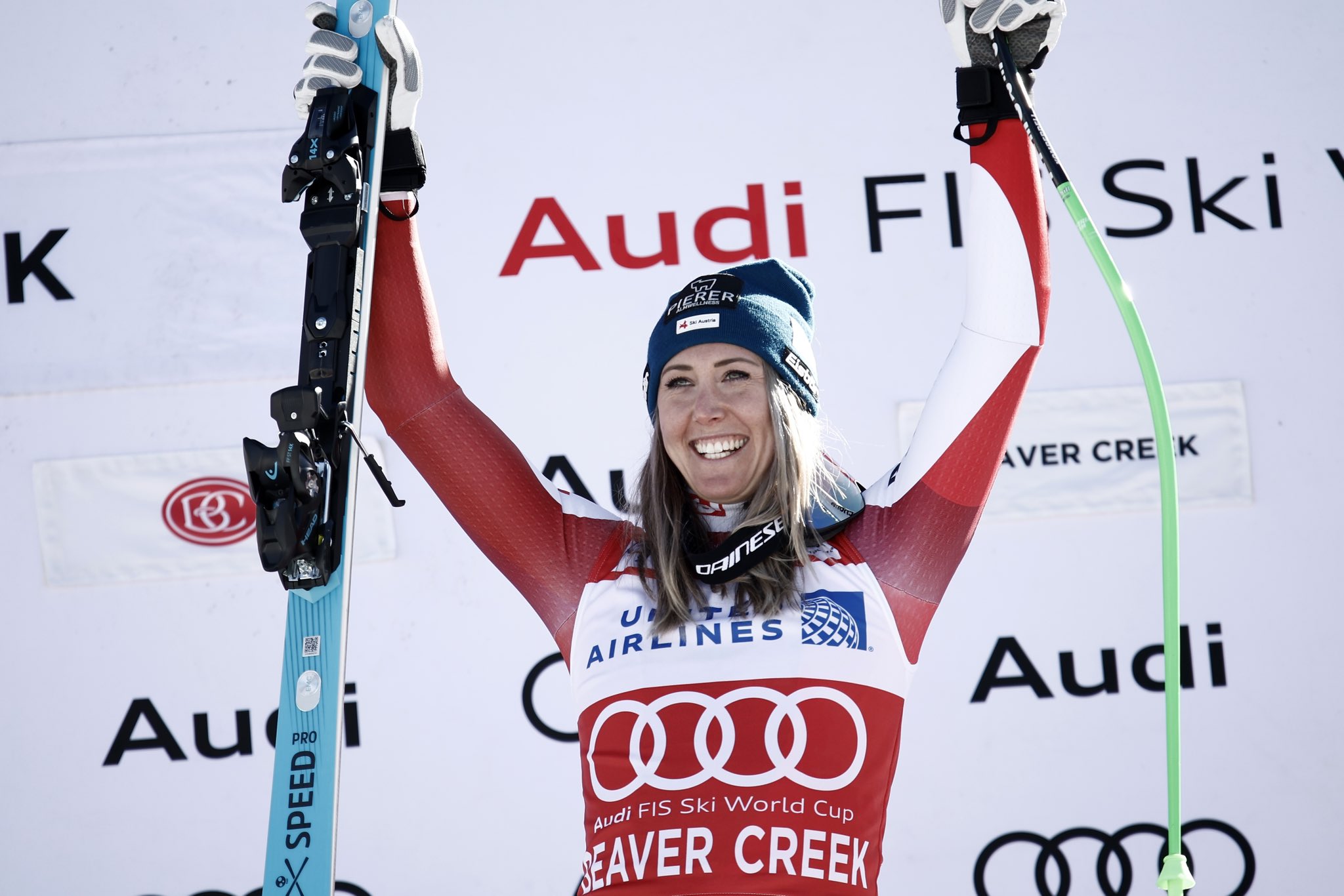 Cornelia Huetter, reina del descenso, arranca la temporada con una victoria en Beaver Creek