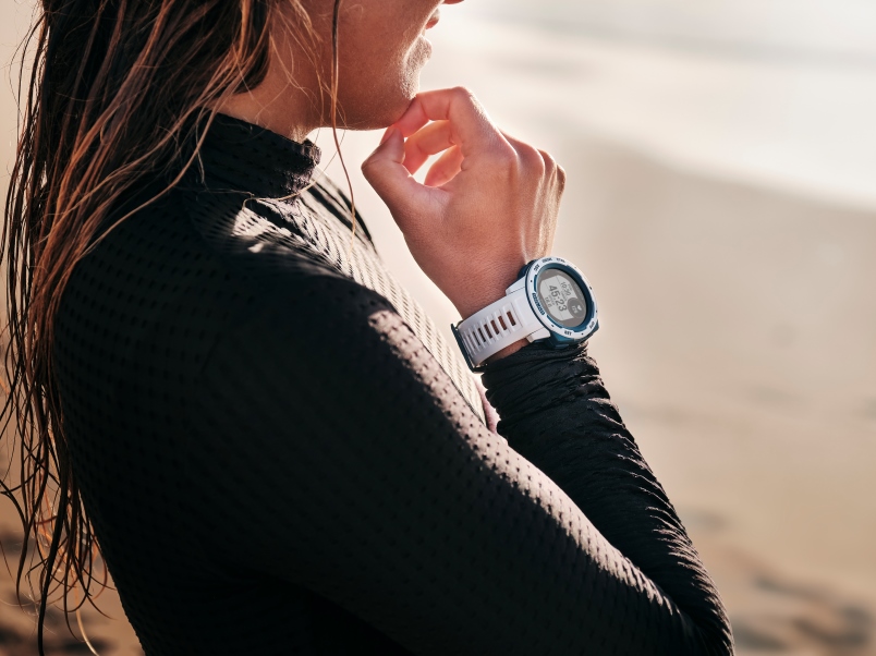 Garmin Instinct® Solar: Camo Edition  Smartwatch con función de carga solar