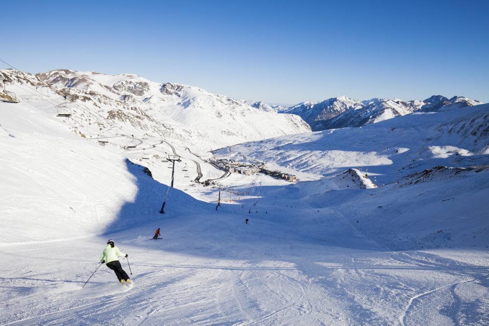 60.000 esquiadores y snowboarders pasan por Grandvalira durante el Puente