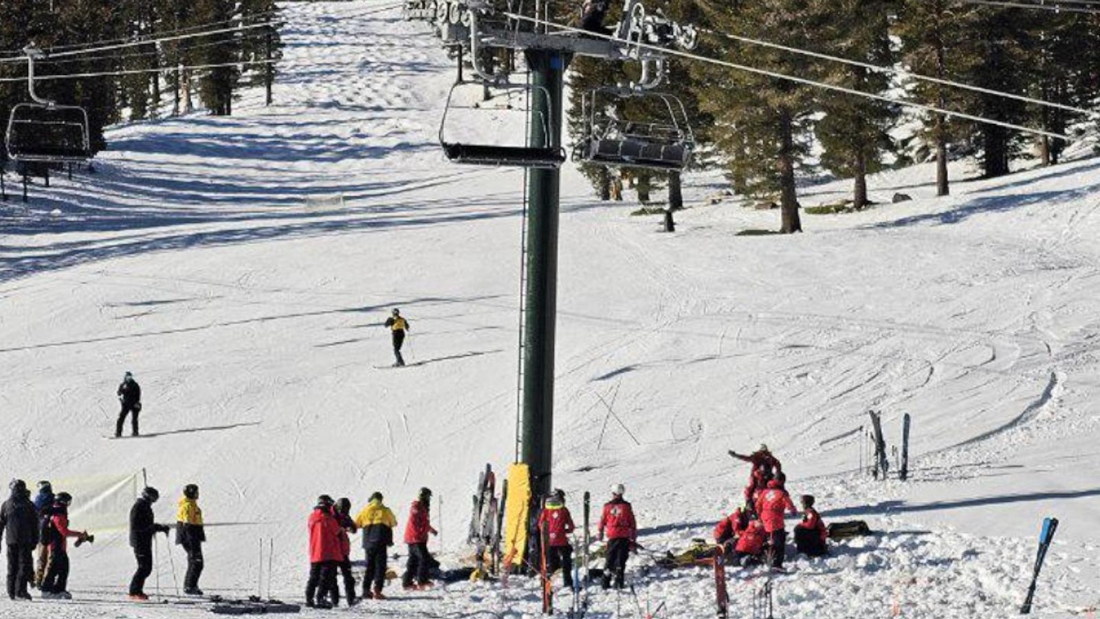 Cinco esquiadores hospitalizados tras chocar dos sillas de un telesilla en Heavenly Mountain