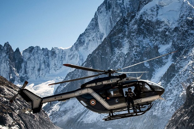 Helicóptero del PGHM en el Macizo del Mont Blanc. Foto archivo