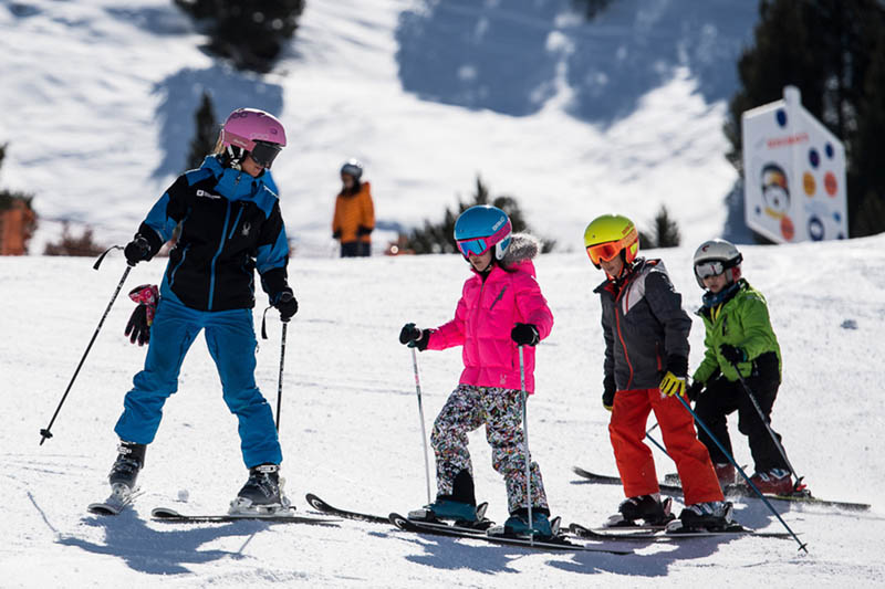 Bastones para esquí - Cómo esquiar por primera vez