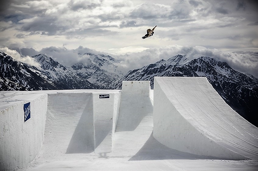 Queralt Castellet y Josito Aragón disputarán el sábado el Big Air Copa del Mundo de Milán