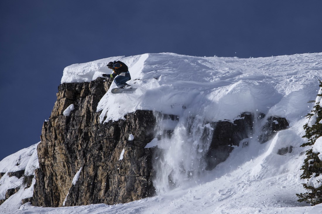  ¡Kicking Horse Golden no defrauda! Saltan chispas en la 3ª parada del FWT para pasar el corte