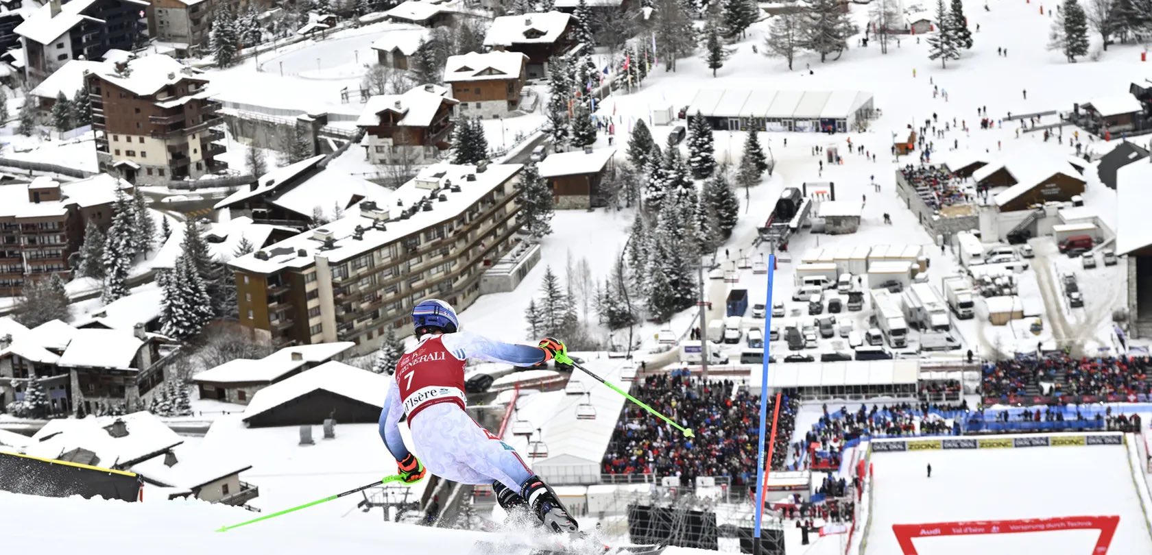 Henrik Kristoffersen conquista el slalom de Val d’Isère y vuelve a la senda de la victoria tras dos años