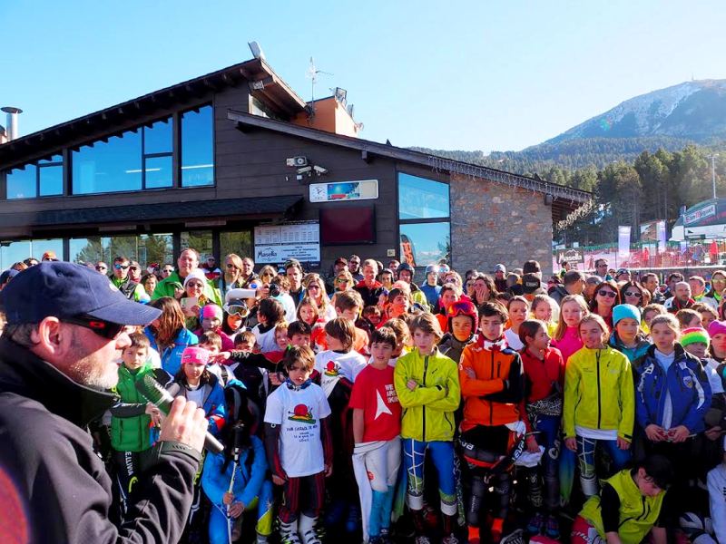 XXIII Carrera “Cargol de Neu”, organizada por el CANM-Cerdanya con 300 participàntes entre 8 y 10 años