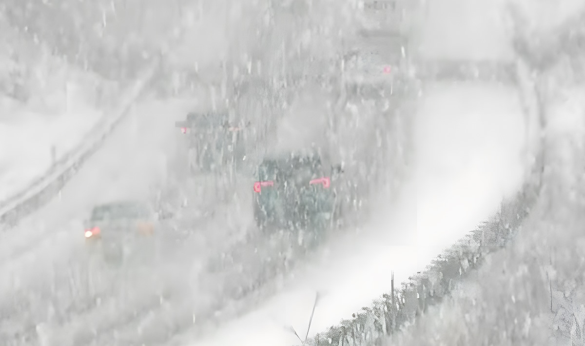 EE.UU. se paraliza por nevadas históricas y una alerta nacional por temperaturas extremas