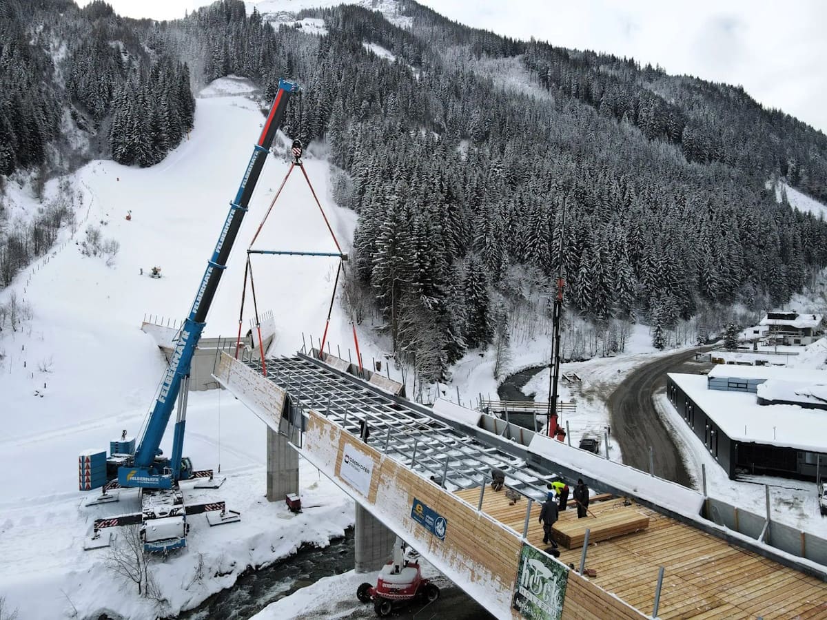 Saalbach construye tres nuevos telecabinas para albergar los Campeonatos del Mundo de Esquí