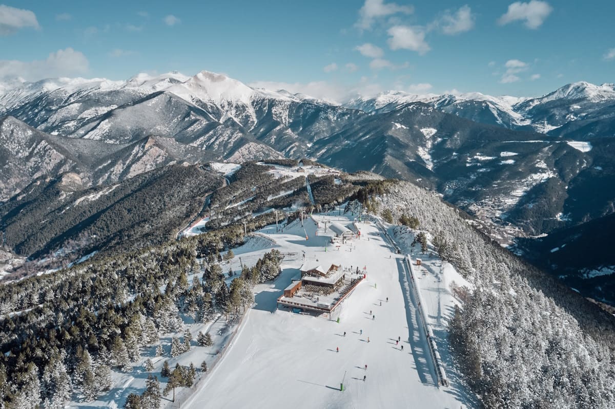 Grandvalira Resorts invierte 20,9 millones en experiencia esquiable y sostenibilidad