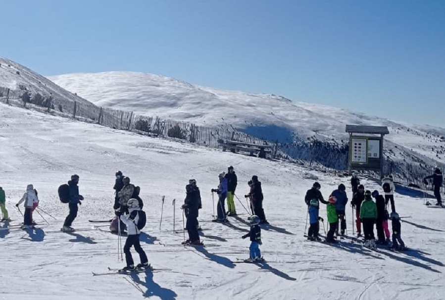 Una investigación de la Universidad de Perpignan aborda el futuro del esquí en Puigmal