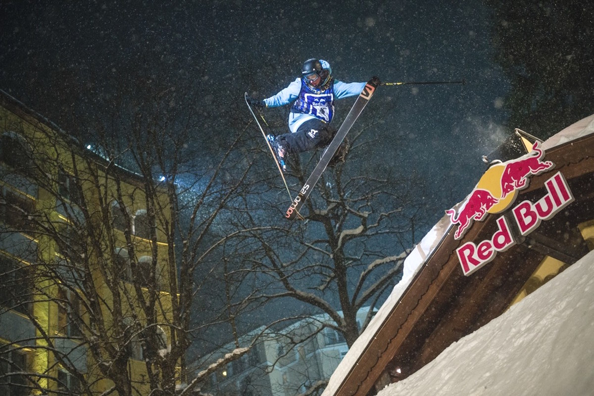 Freestyle nocturno: Red Bull Night Rider ilumina las pistas de Grandvalira