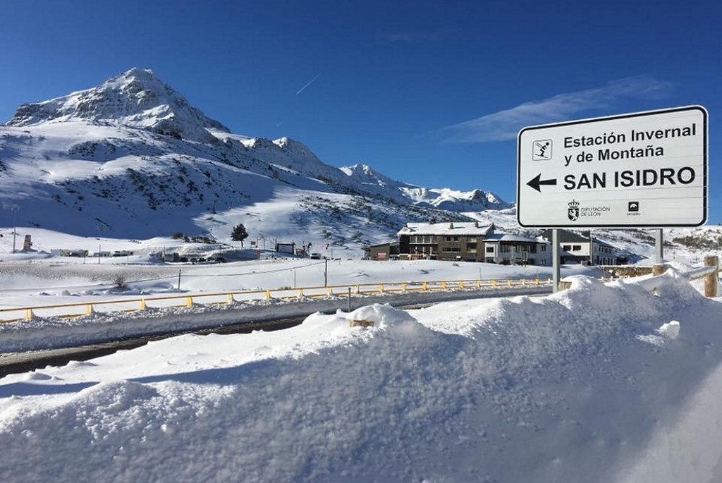 Llegan los Outlet de la nieve y BlackWeeks M+ en León y Oviedo - San Isidro  Estación Invernal y de Montaña