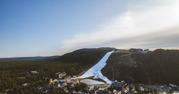 Suecia y Finlandia vuelven a estrenar la temporada de esquí sin glaciar en Europa