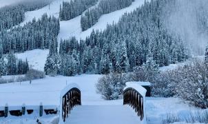 La temporada de esquí en Colorado empieza en medio de una tormenta de nieve