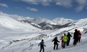 Baqueira Beret amplía su oferta con 70 km de pistas gracias a las nevadas y el frío