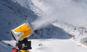 Sierra Nevada podría ser pionera en usar aguas residuales para producir nieve artificial