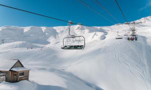 Un metro de nieve y Papá Noel: así celebra N'PY la Navidad en sus estaciones