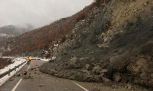 Un desprendimiento corta la N-260 que une la Cerdanya con el Alt Urgell y Andorra