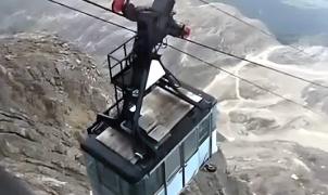 Un relámpago desata caos en el teleférico de la Tofana de Cortina d'Ampezzo