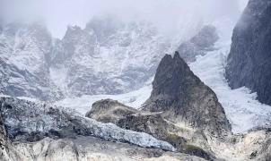 Un glaciar de la parte italiana del Mont Blanc amenaza con derrumbarse a causa del deshielo