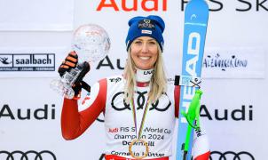 La austriaca Cornelia Hütter le birla a la suiza Lara Gut-Behrami la Copa del Mundo de descenso