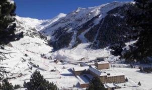 El desacuerdo entre FGC y Queralbs puede dejar a la Vall de Núria sin esquí y sin parque lúdico
