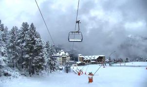 Port del Comte luce músculo en un inicio de temporada con más de medio metro de nieve