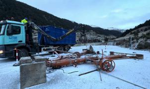 Ski Andorra retira el último telesquí obsoleto en el Valle de Incles