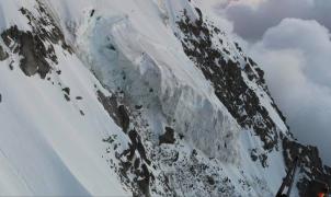 Alarma en el Mont Blanc: un serac del glaciar principal de la Aiguille du Midi en riesgo de colapso