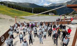 Los trabajadores de Vallnord - Pal Arinsal recogen 195 kg de basura de las pistas 