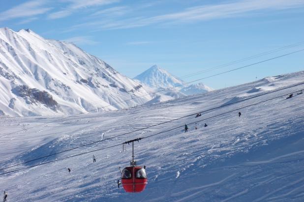 Dizin Ski Resort en Tehera, Irán