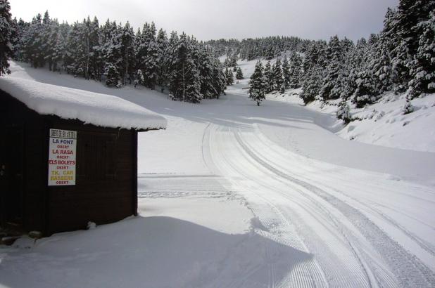 Aspecto de la zona de Estivella en Port del Comte después de la nevada del 20 de enero del 2013