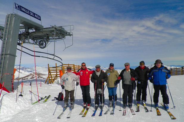 Esquiando con viejos roqueros en Valle Nevado, Chile.