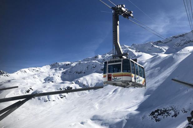 Teleférico en Andermatt Gemsstock