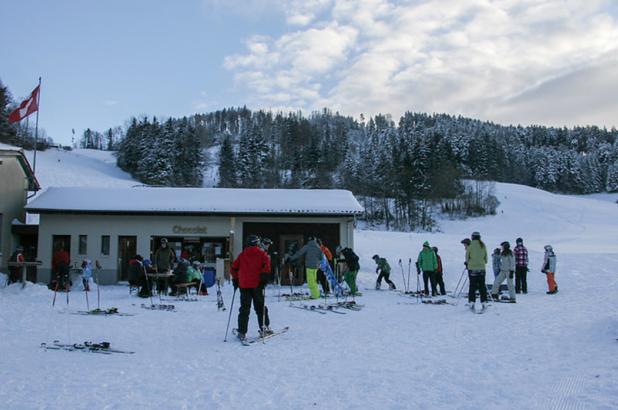Esquiando en Gähwil