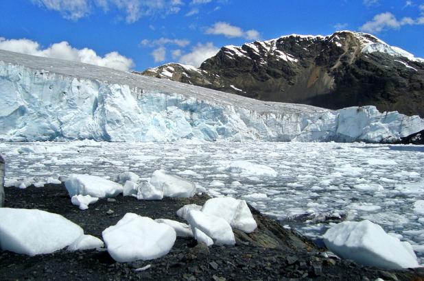 Imagen del glaciar del nevado Pastoruri en Perú