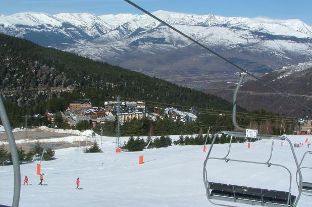 Vista de la Cerdanya desde las pistas de La Molina