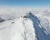 Ejemplar rescate en helicópteros en una estación de esquí por la avería de un teleférico