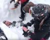 Dramático vídeo de un snowboarder rescatado in extremis en Squaw Valley (EEUU)