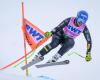 Elena Curtoni y Vincent Kriechmayr ganan los primeros descensos de St.Moritz y Val Gardena