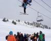 Una esquiadora queda colgada del telesilla y tiene que ser rescatada por los Písters de Grandvalira