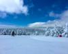 La nieve está tan a gusto que se queda a pasar las vacaciones de Semana Santa en el Reino de Aramón