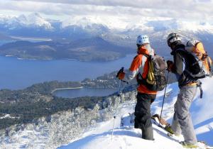 El invierno llega a Argentina, descubre las 5 joyas andinas donde esquiar lejos de la masificación