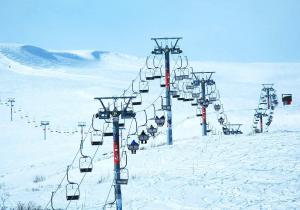 Cuando el esquí es exotismo: 11 lugares donde puedes esquiar que ni te imaginas