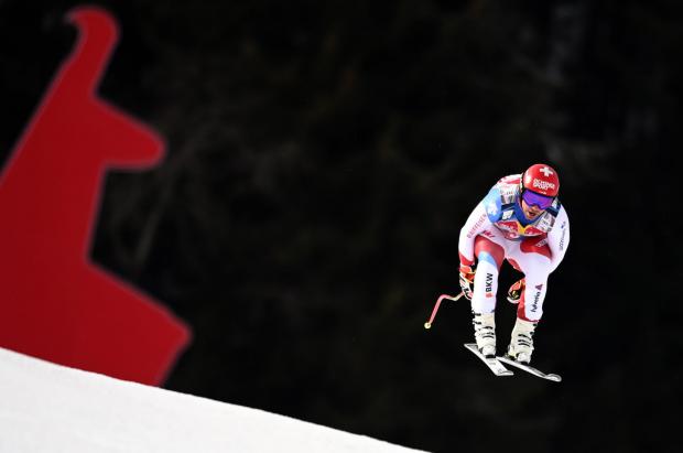 Gut Behrami Vuelve A La Senda Del Triunfo En Super G Y Feuz Se Lleva 2 Descensos Consecutivos 