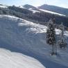 Imagen invernal de la estación de esquí de Alpe del Neval cerca de Belluno