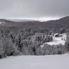 Hermoso paisaje nevado de Laguiole