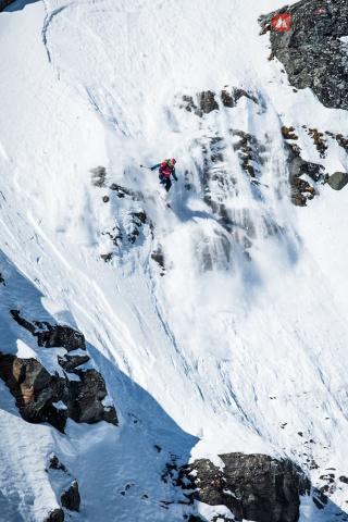 Esquí mujeres en Freeride Xtreme Verbier 2015.  Fotógrafo: D.Carlier  Rider: Hazel Birnbaum