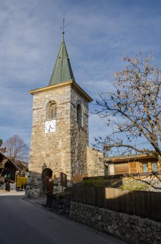 La antigua iglesia de Leysin aún sigue en pie