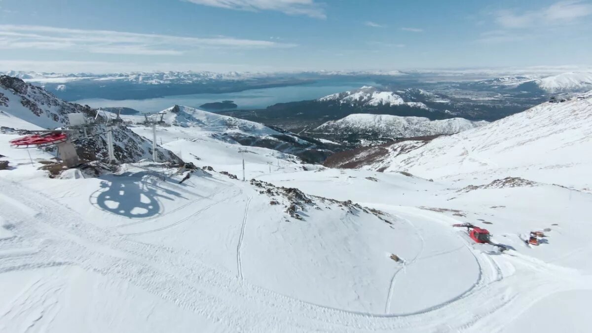 Catedral Alta Patagonia estrena el nuevo telesilla, cintas y pistas incluidas en su masterplan